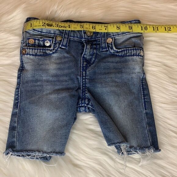 True Religion Cut Off Jean Shorts Size 3T - Picture 7 of 8